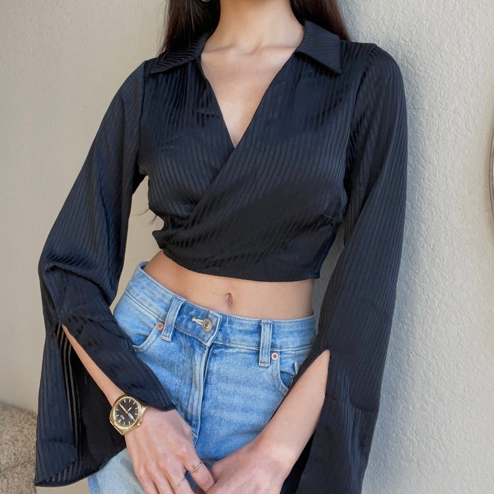 NEW Collared Bell Sleeve Top